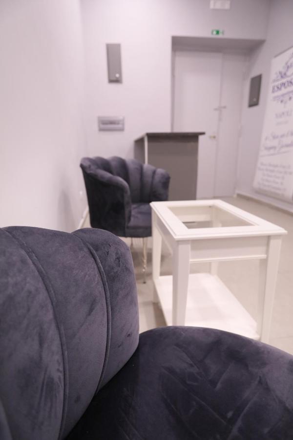 Residenza Esposito Economy Rooms Napoli Eksteriør bilde