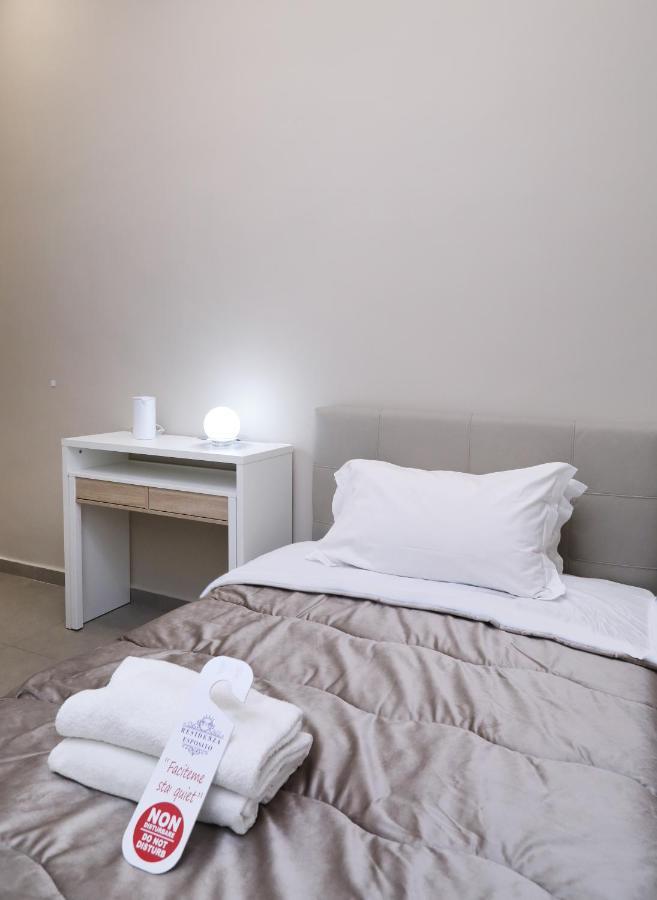 Residenza Esposito Economy Rooms Napoli Eksteriør bilde