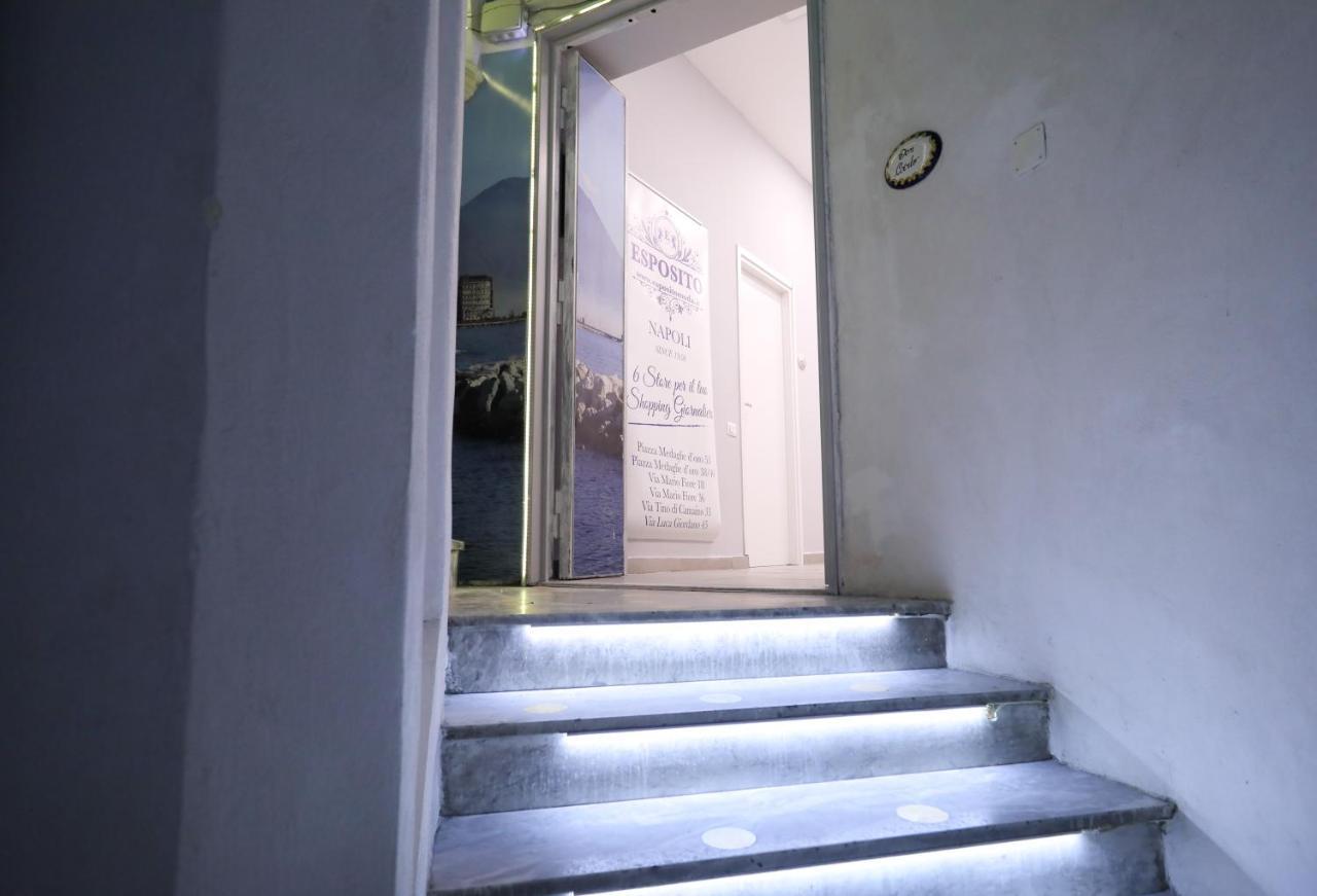 Residenza Esposito Economy Rooms Napoli Eksteriør bilde