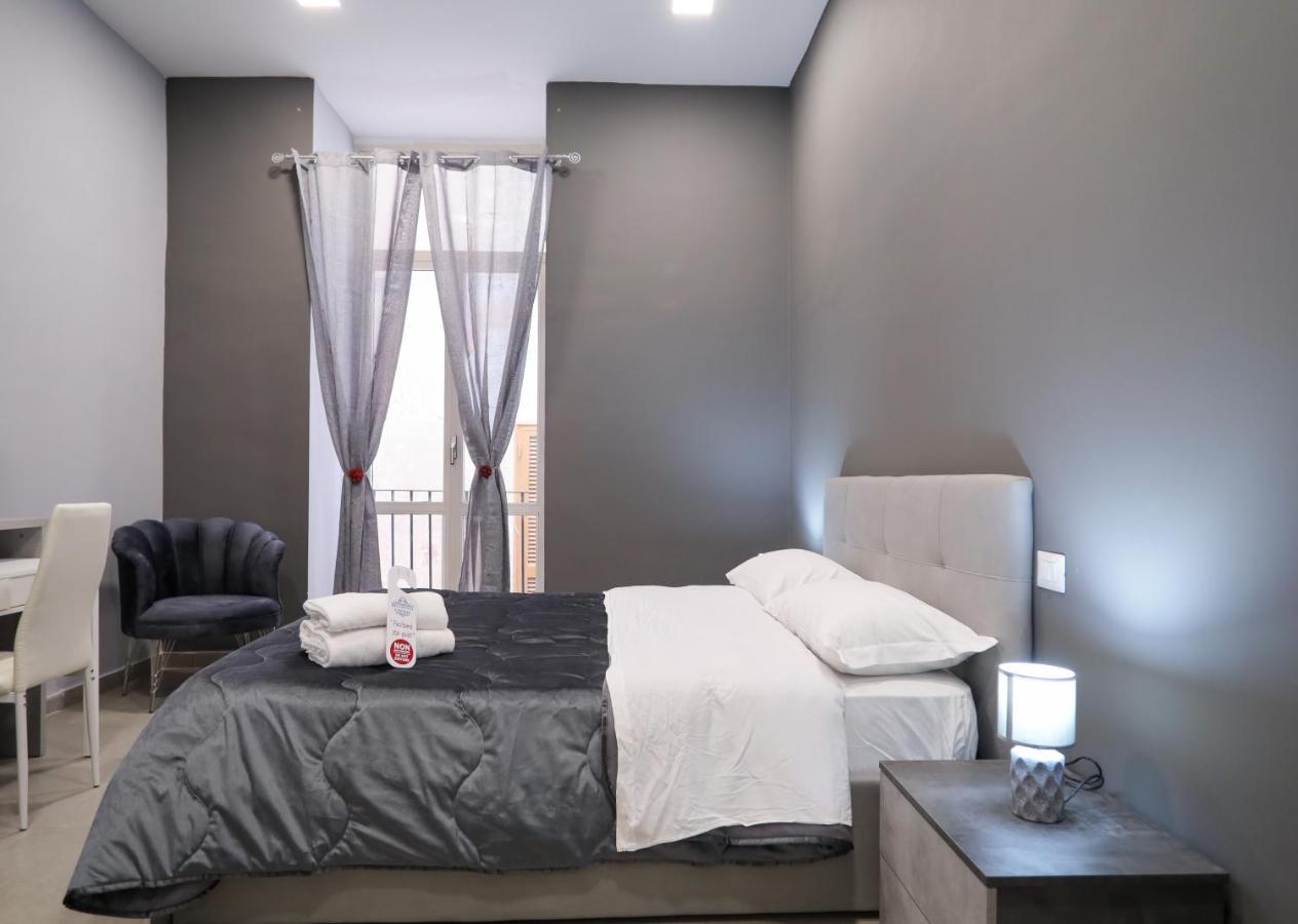 Residenza Esposito Economy Rooms Napoli Eksteriør bilde