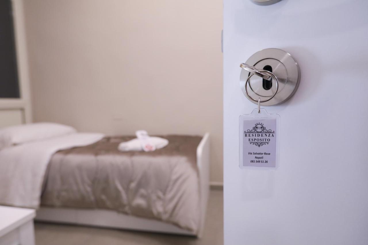 Residenza Esposito Economy Rooms Napoli Eksteriør bilde